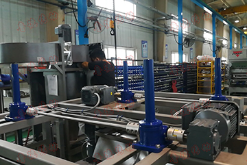 絲（sī）杆升降平台