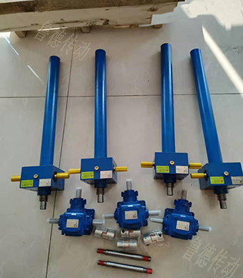 SJA螺旋升（shēng）降機