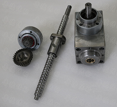 錐齒輪<strong>絲杆升降機（jī）</strong>